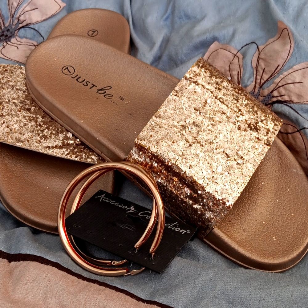 Women's size 7 slip ons